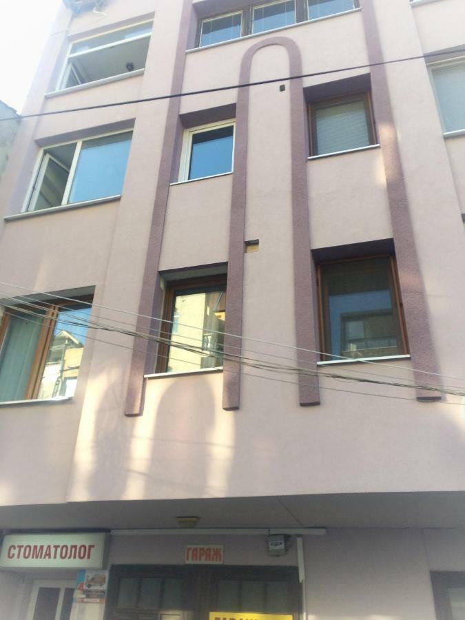 Sea Apartment Colours Burgas Bagian luar foto